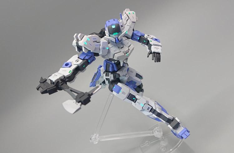 ポージング近接①