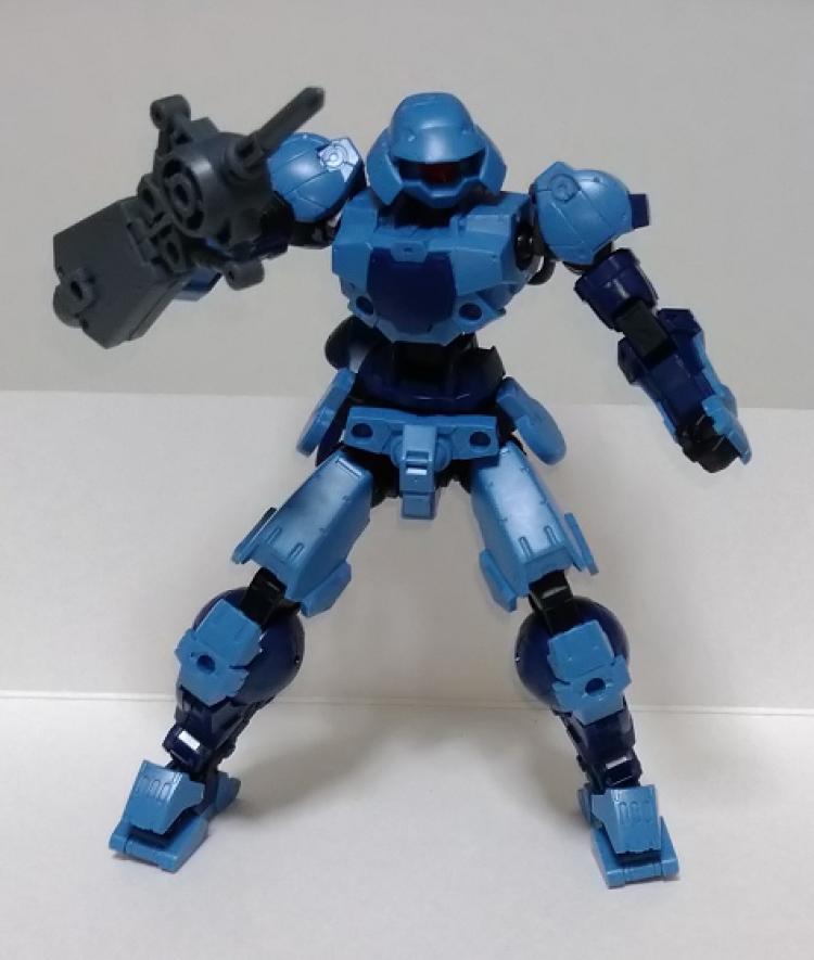 通常形態（パイルバンカー装備）