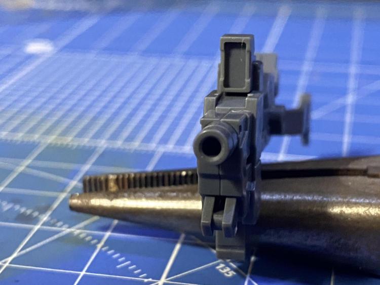 銃口がただの穴だと味気ないですよね。