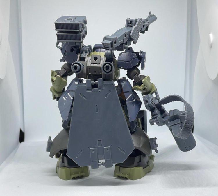 背面