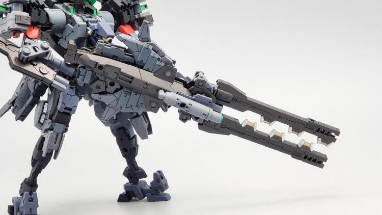 特殊兵装「パーシャル・トライデント」