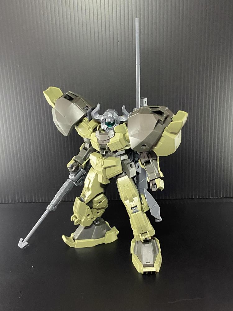 レヴィルド(隊長機)
