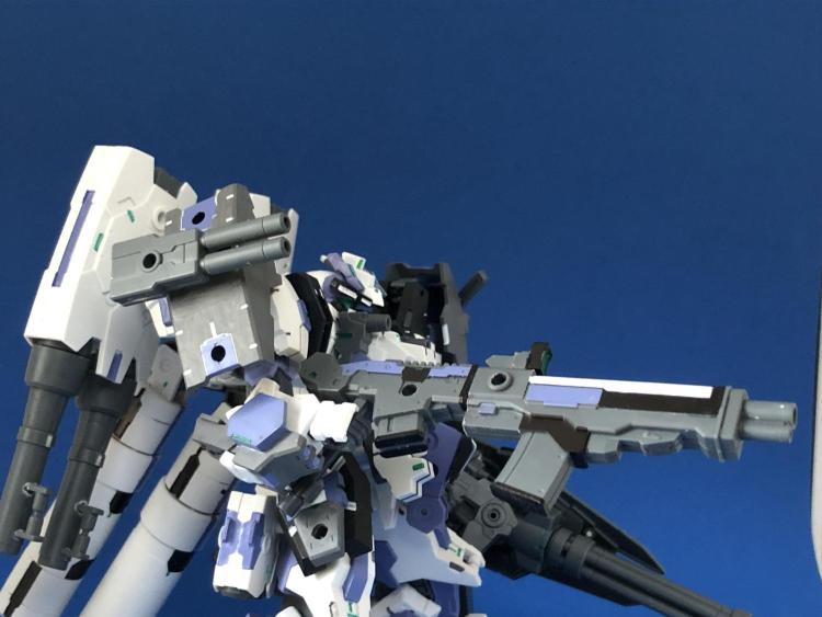 ツインショットライフル、肩部2連装砲