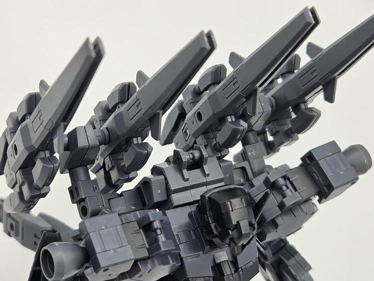 ワイヤレスウェポン懸架装置　詳細　02