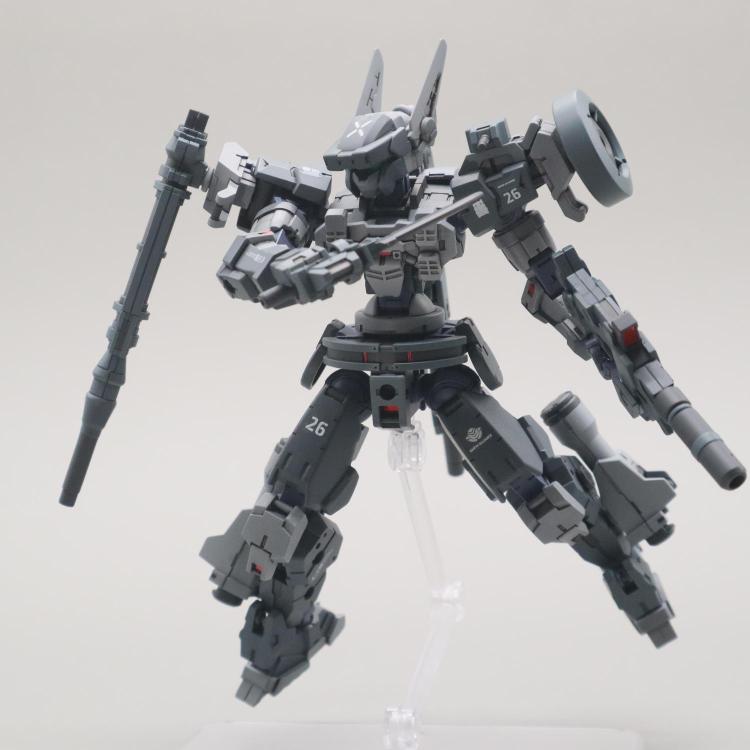 武装：コンバットナイフ