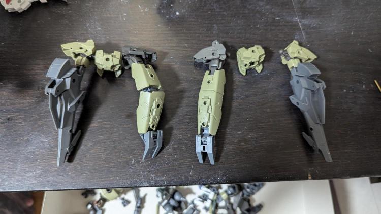 左右２、３番目の足