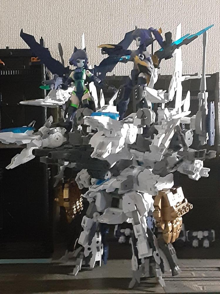 機竜神PROVIDENCE BAHAMUT（プロヴィデンスバハムート）