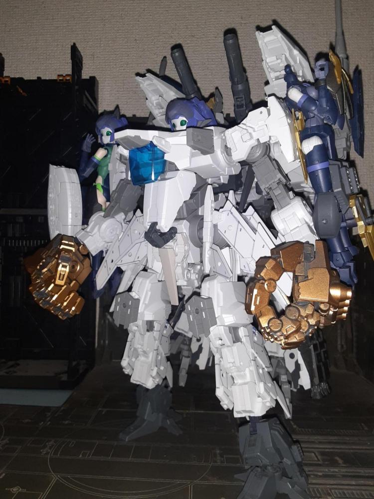 ULTIMATE GODDESS BAHAMUT（アルティメットゴッデスバハムート）