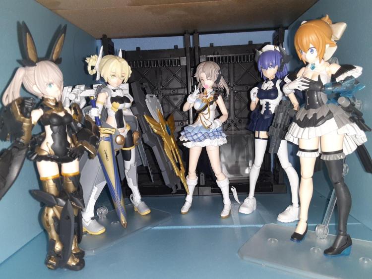 ・・それから数時間後