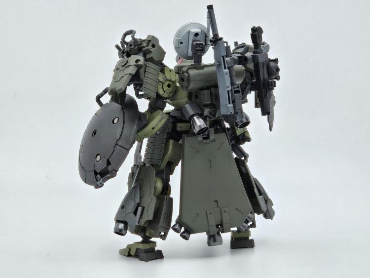 背面