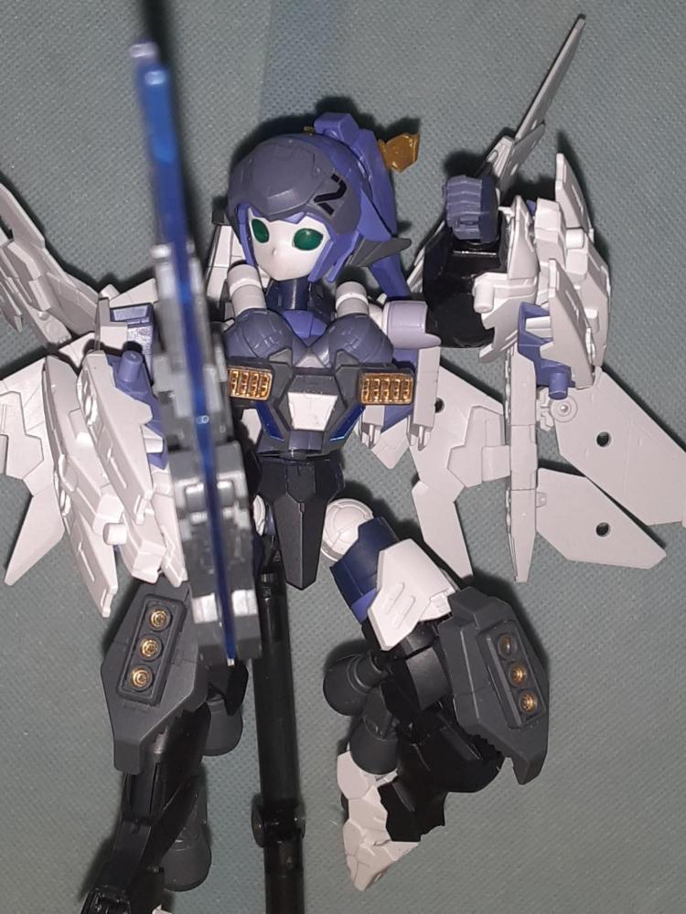 女神、更なるお色直し