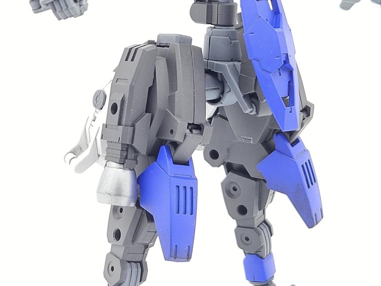 脚部反動推進装置クラスター　前面