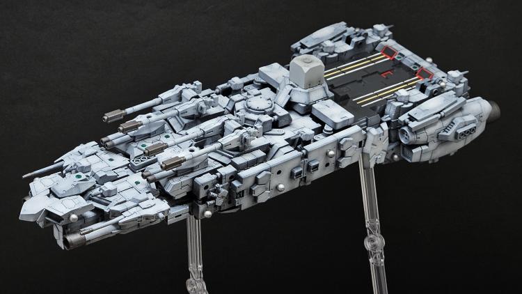 大気圏内外両用戦闘母艦　SBCV-61「ビッグワン」