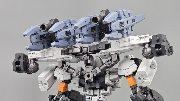 無人攻撃機用プラットフォーム背面